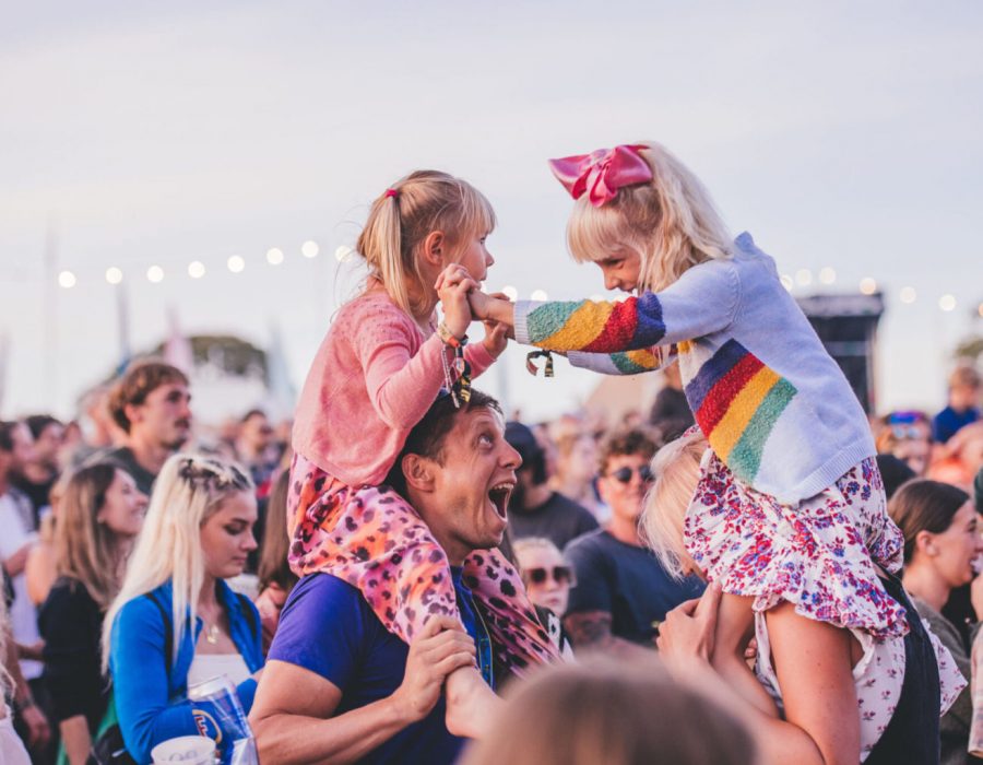 CaitlinMogridge_RockOysterFestival2022_1990-4-2048x1364-1-1536x1023